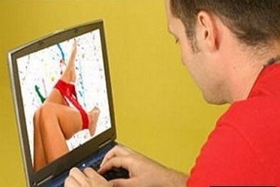 Quản trị 'web đen' kiếm tiền như thế nào?